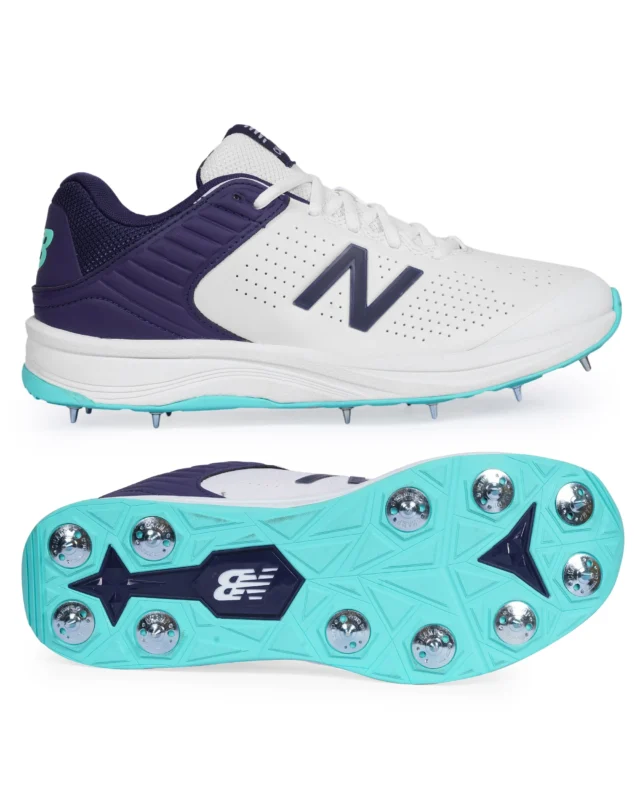 New Balance CK4030 Cricket Spikes | CricketPRO