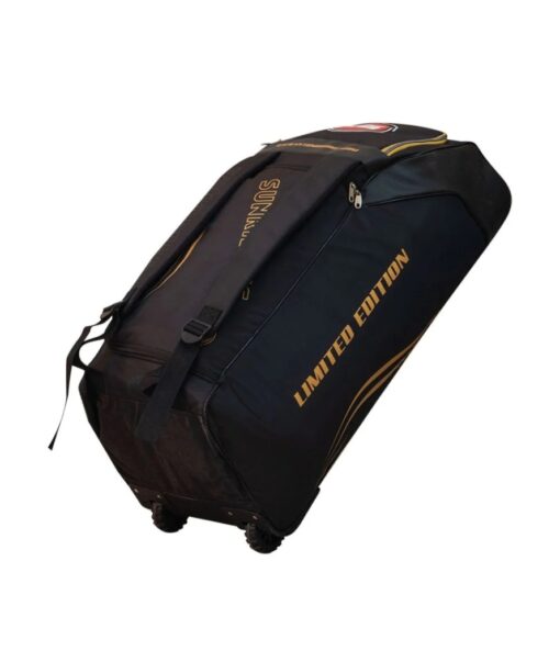 SS Limited Edition Duffle Wheelie Cricket Bag