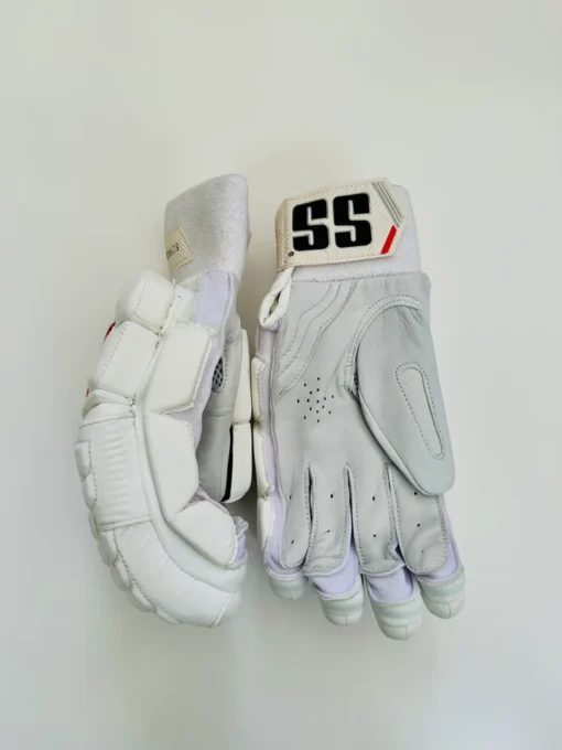 SS Red Logo Gloves